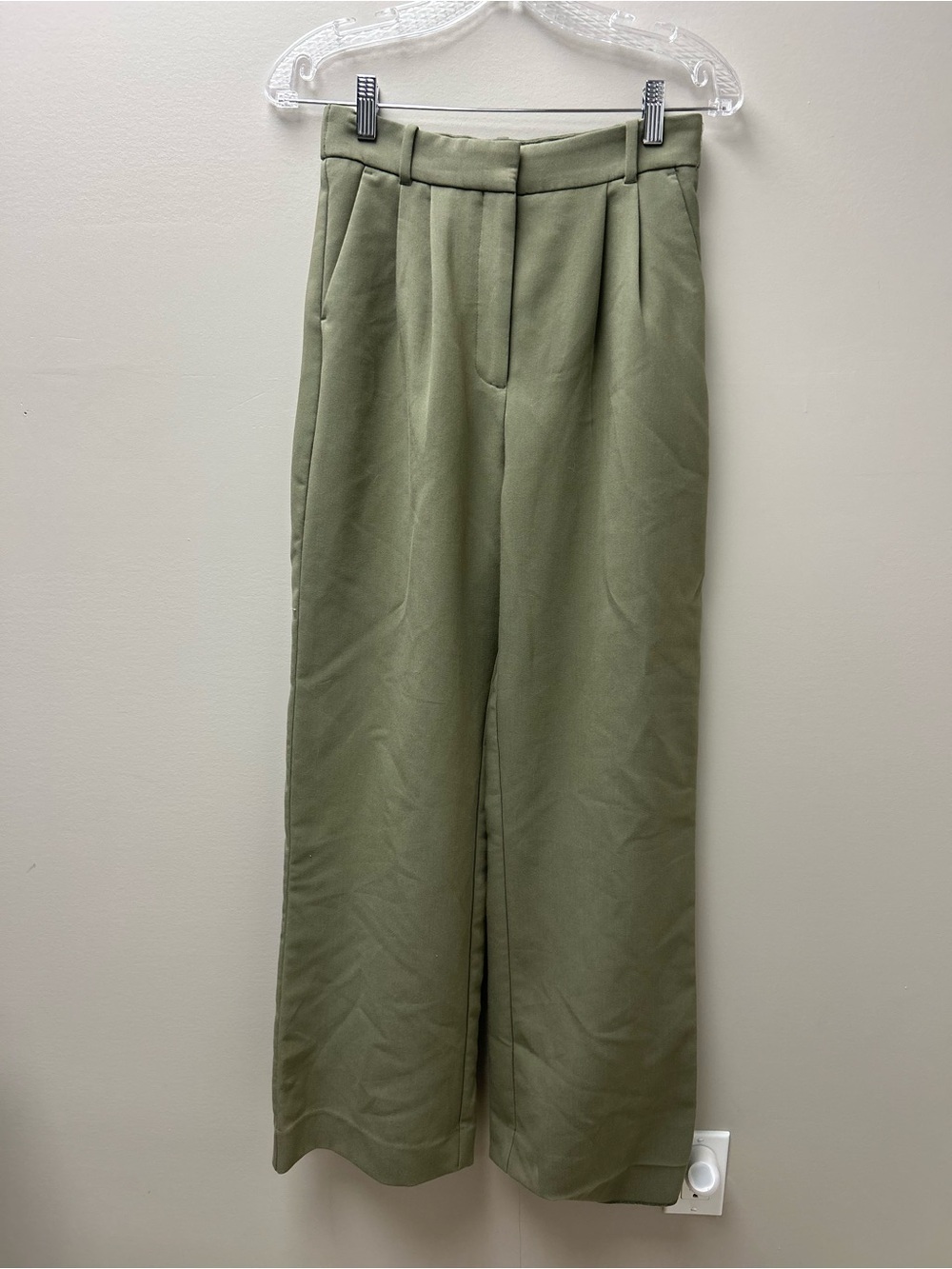 Abercrombie & Fitch Women’s Olive Green Quinn Tailored Pants